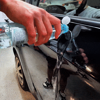 Hydrophobic water beading effect